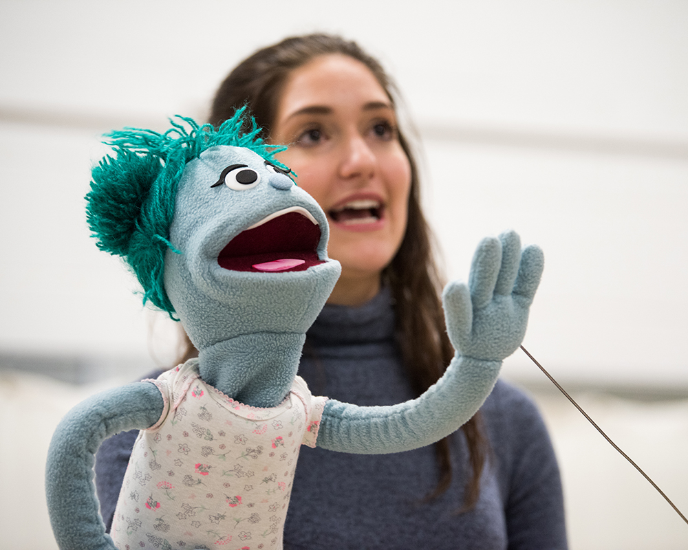 Acting with puppets class